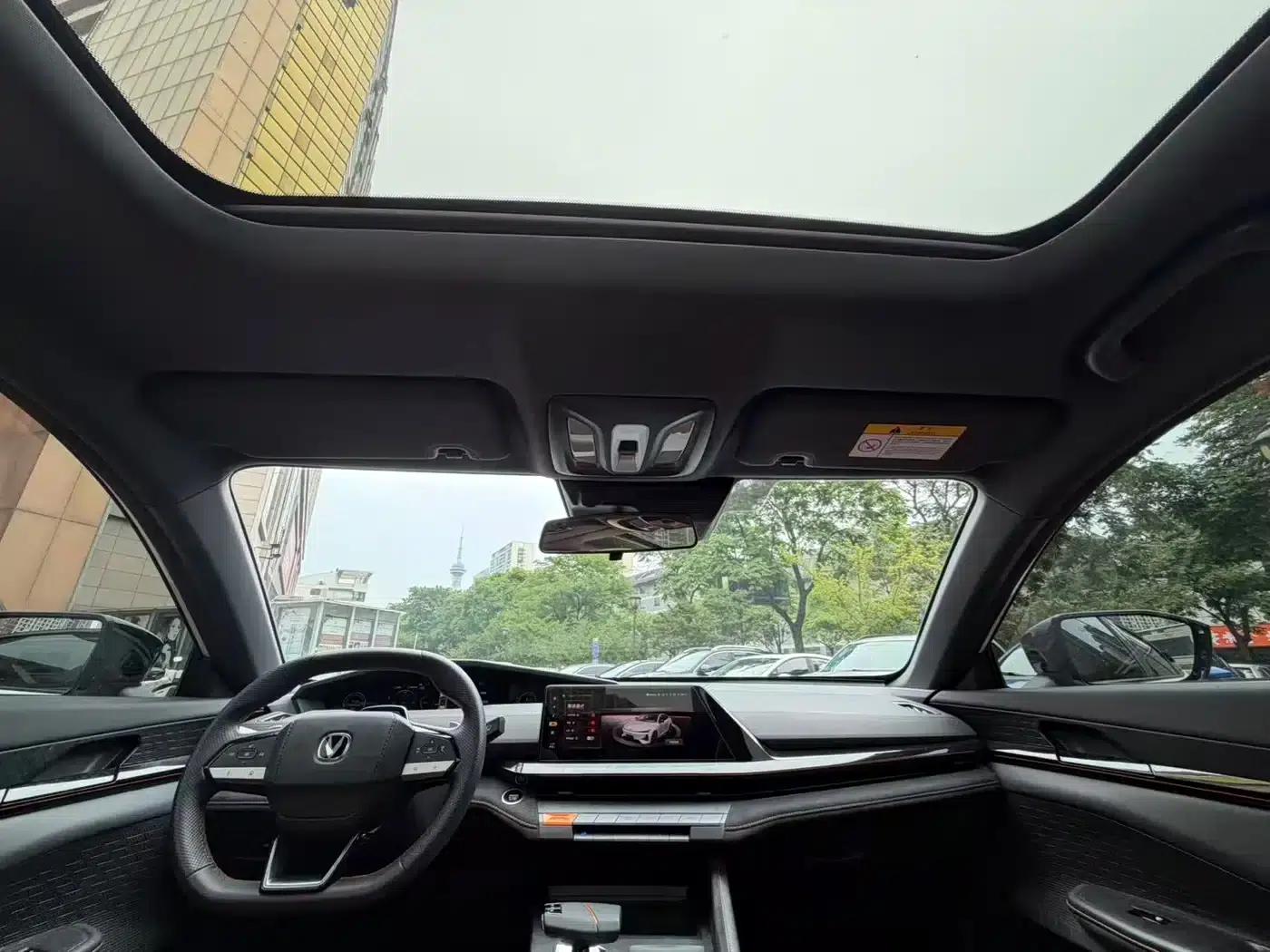 Changan UNI-V 2024 1.5T Premium Edition — миниатюра 15