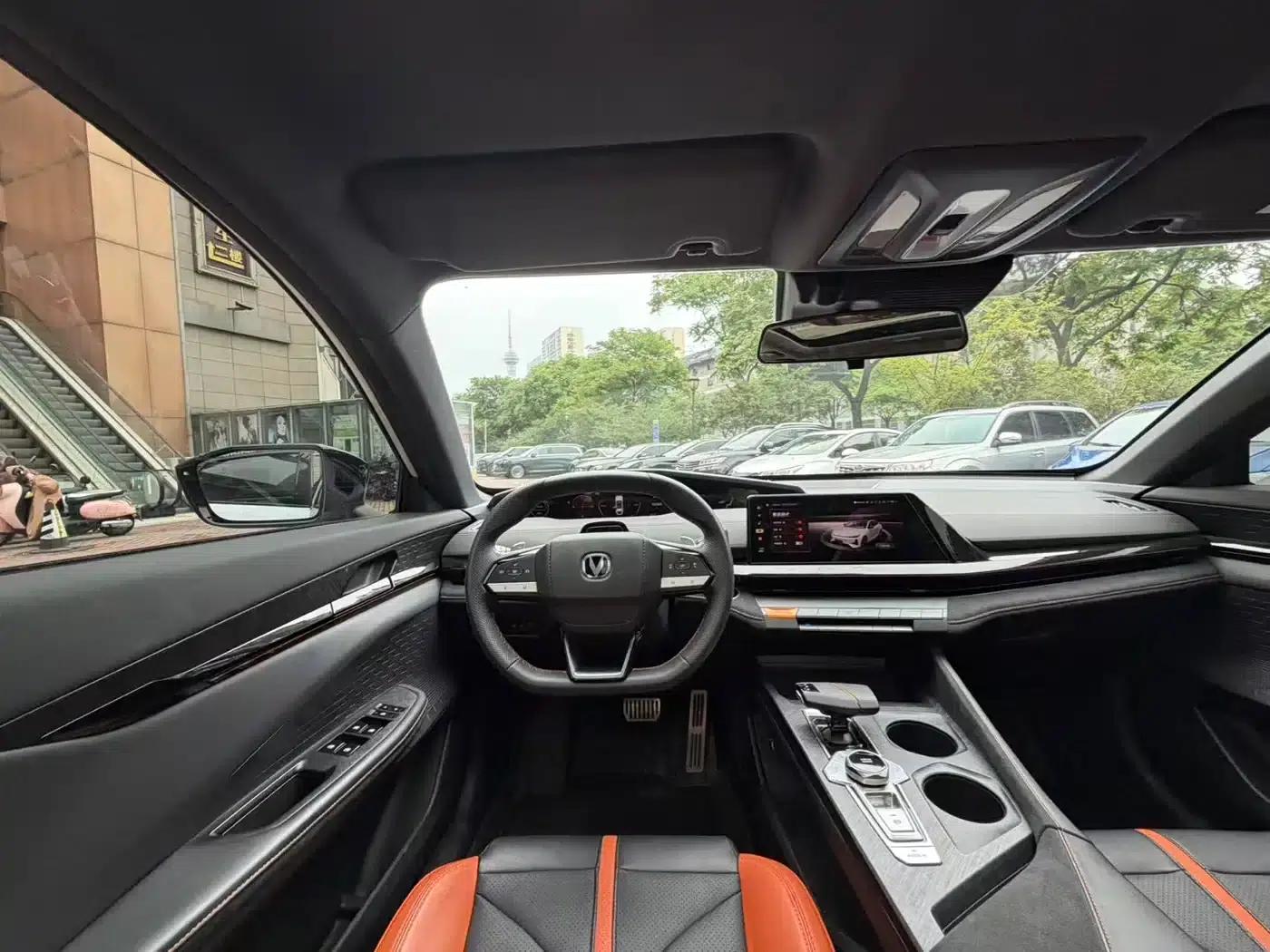 Changan UNI-V 2024 1.5T Premium Edition — миниатюра 16