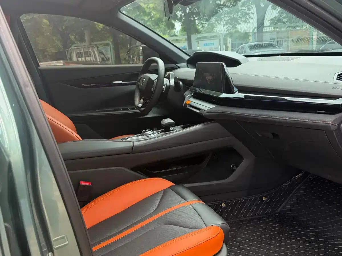 Changan UNI-V 2024 1.5T Premium Sport — миниатюра 11