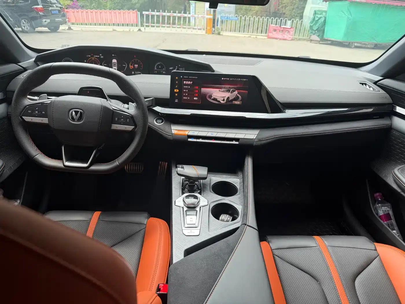 Changan UNI-V 2024 1.5T Premium Sport — миниатюра 9