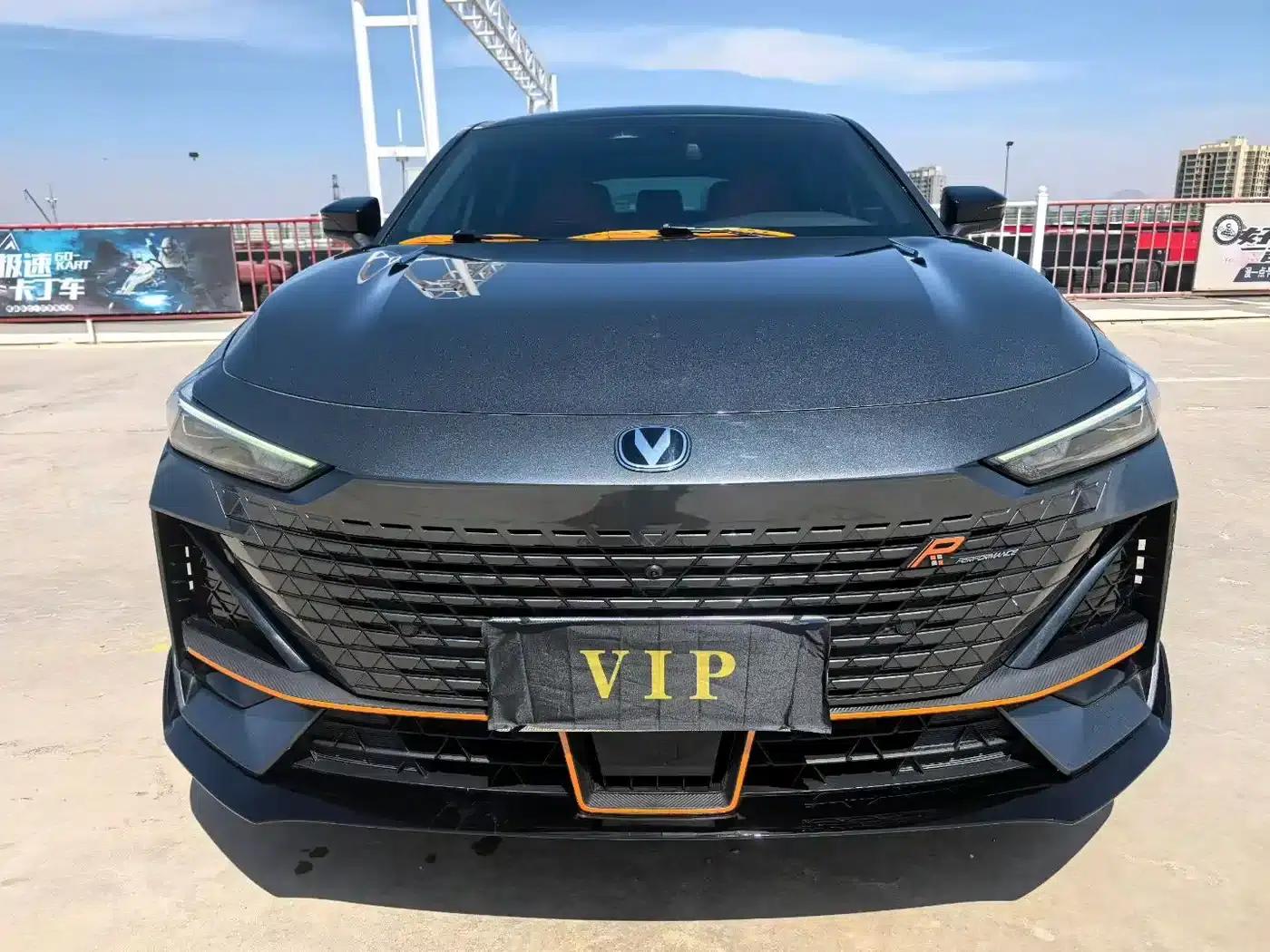Changan UNI-V 2023 1.5T Sport Edition — миниатюра 2