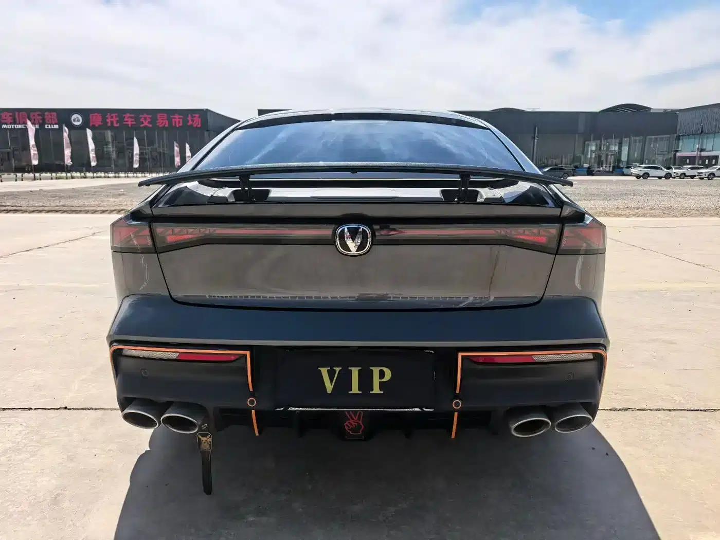 Changan UNI-V 2023 1.5T Sport Edition — миниатюра 5