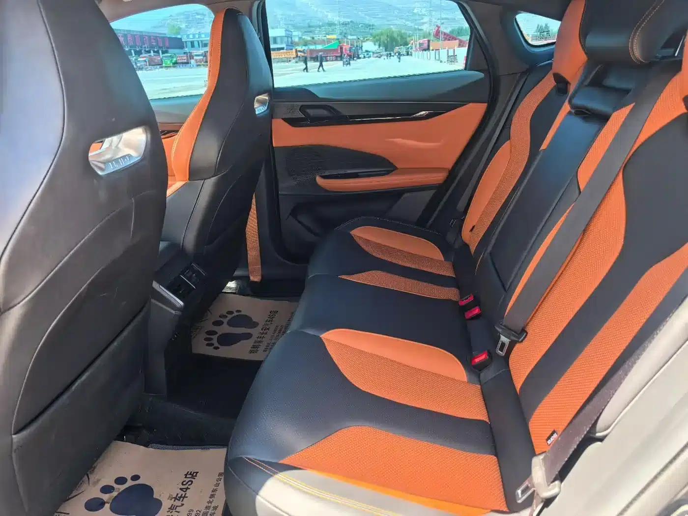 Changan UNI-V 2023 1.5T Sport Edition — миниатюра 10