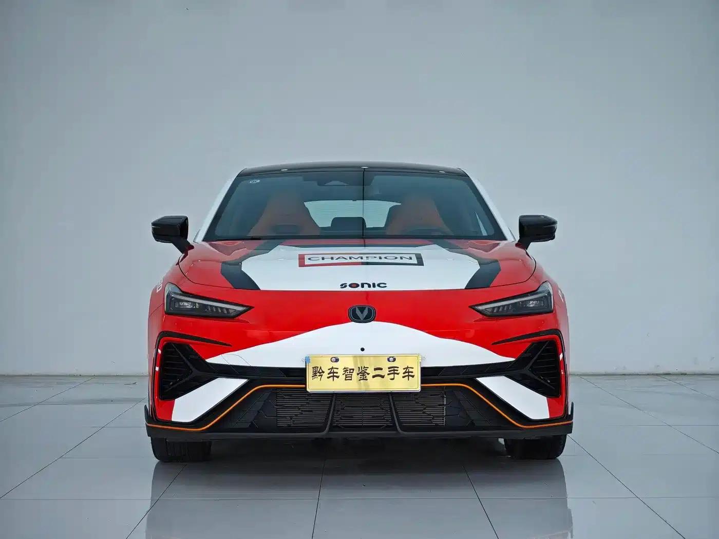 Changan UNI-V 2025 Model, Third Generation, 2.0T Sport Edition — миниатюра 2