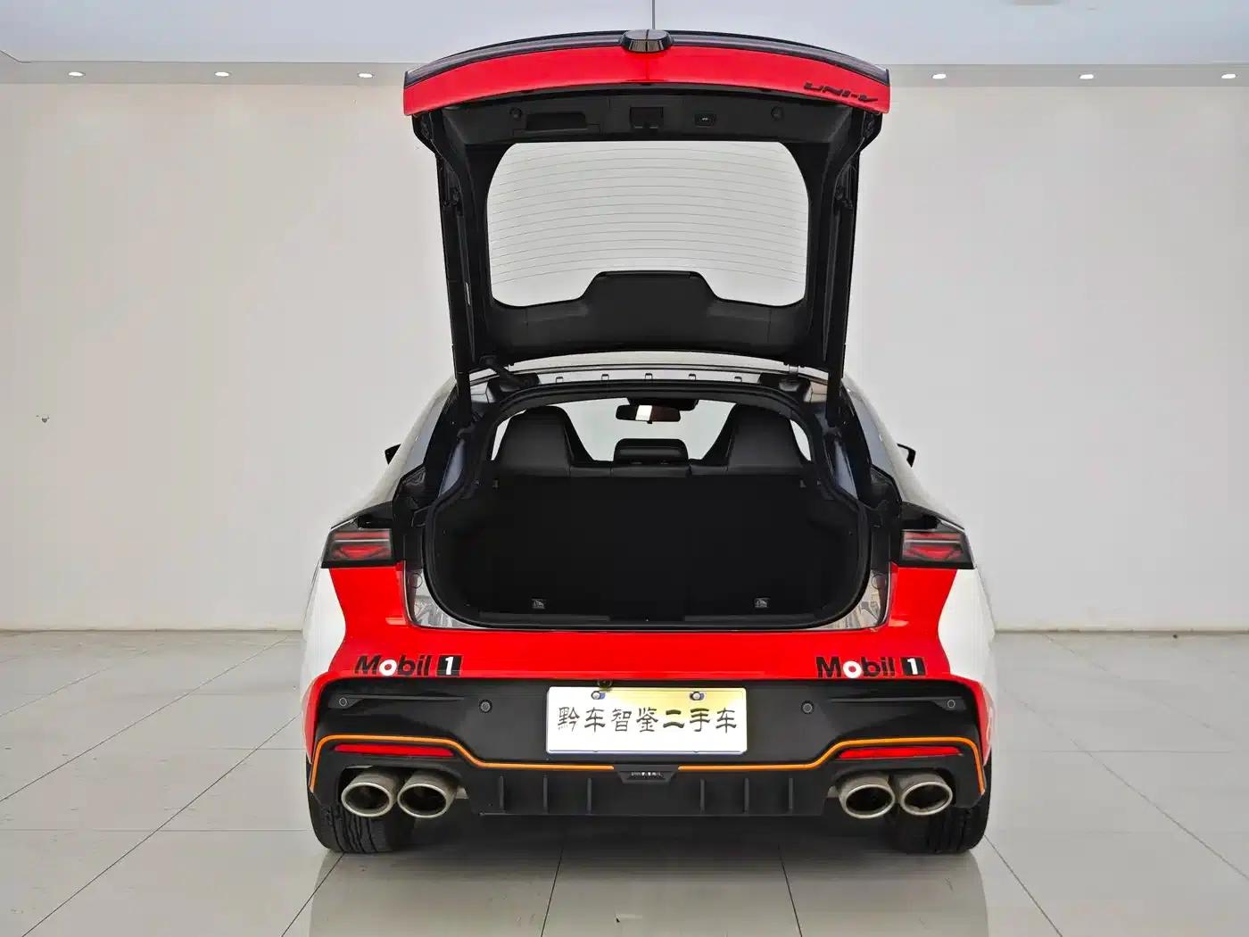 Changan UNI-V 2025 Model, Third Generation, 2.0T Sport Edition — миниатюра 23