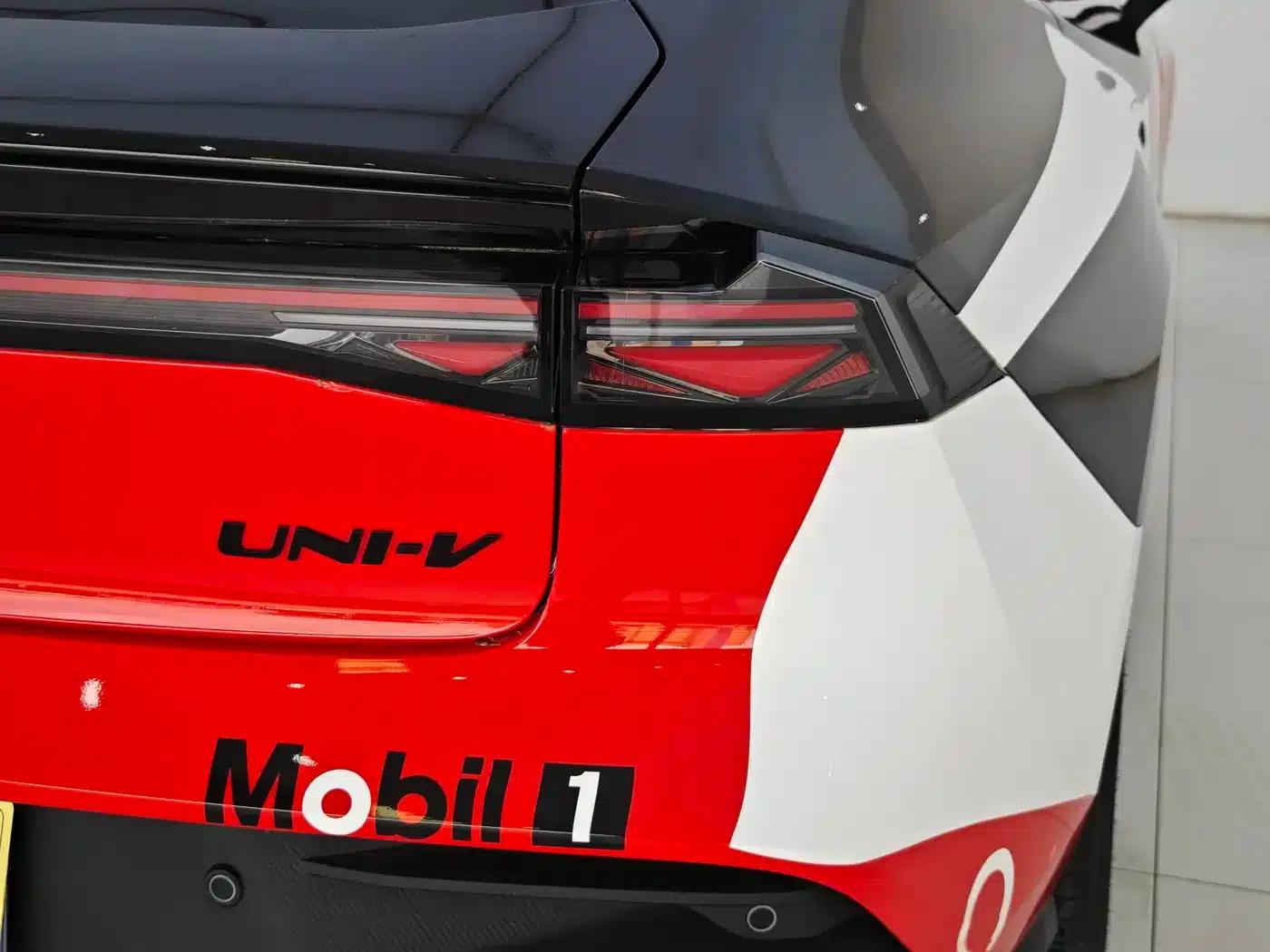 Changan UNI-V 2025 Model, Third Generation, 2.0T Sport Edition — миниатюра 30