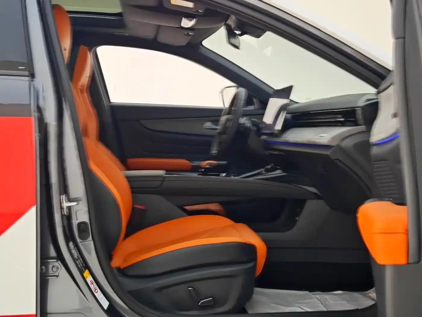Changan UNI-V 2025 Model, Third Generation, 2.0T Sport Edition — миниатюра 10