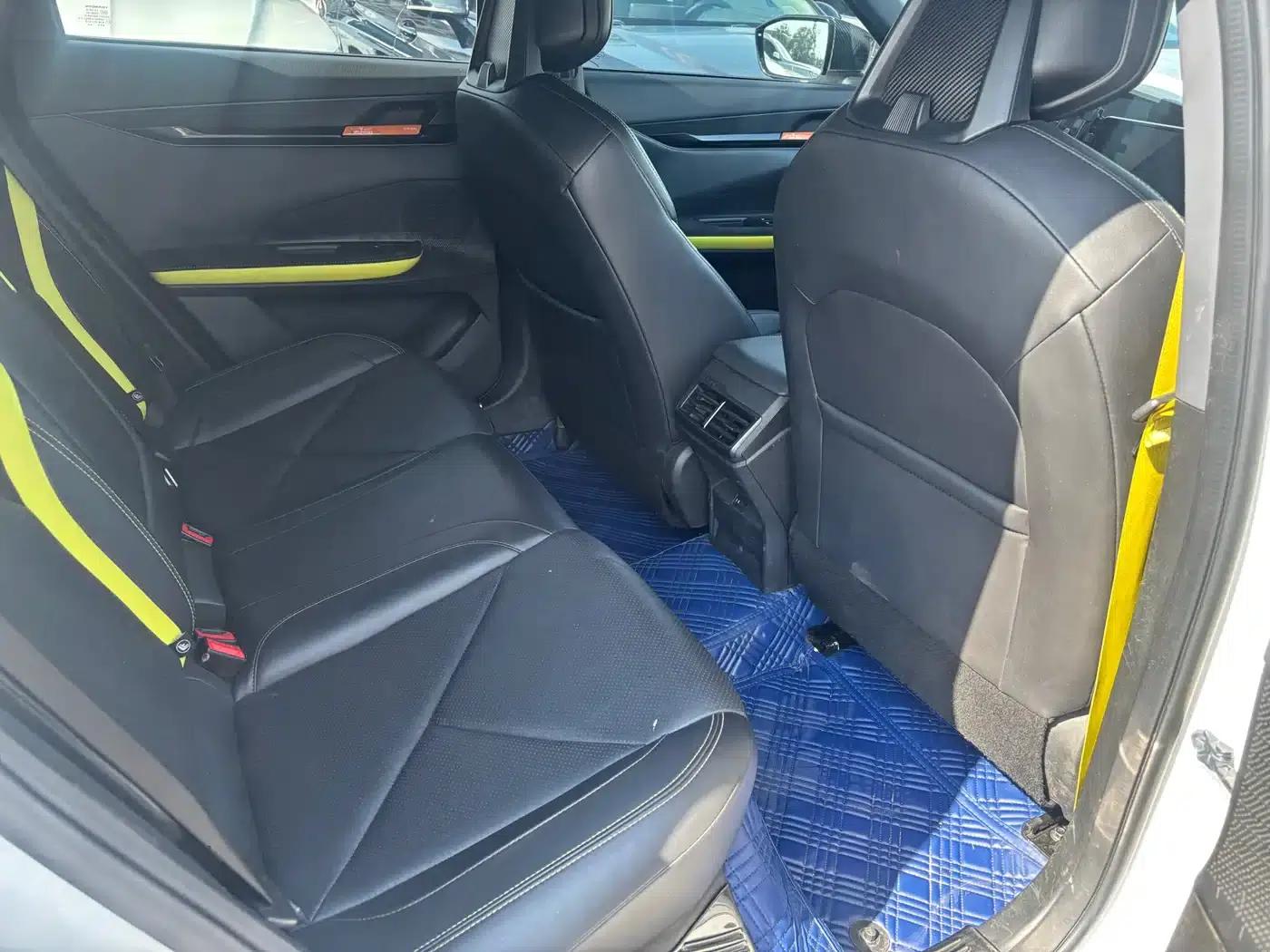 Changan UNI-V 2022 1.5T Sport Edition — миниатюра 11