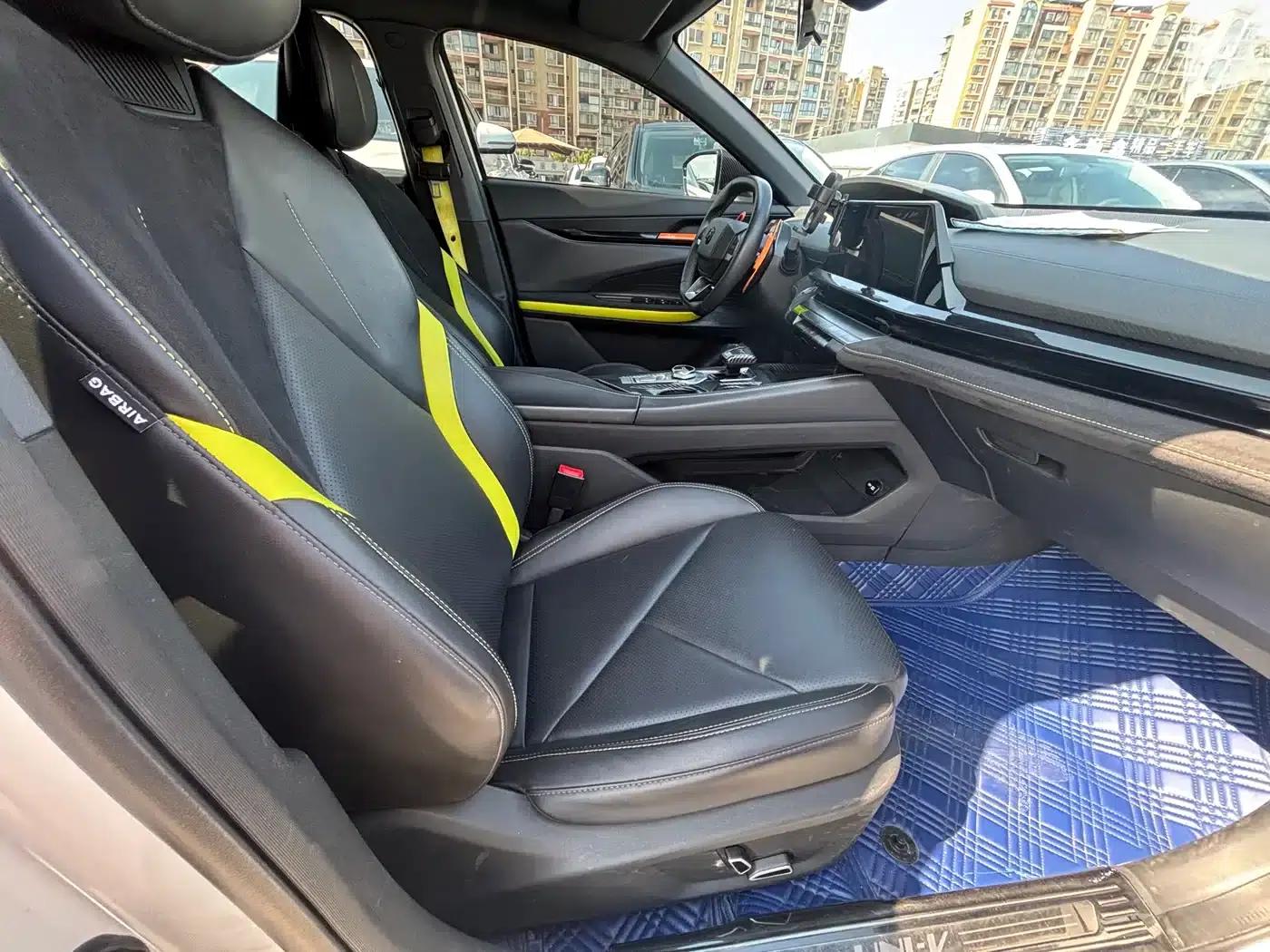 Changan UNI-V 2022 1.5T Sport Edition — миниатюра 5