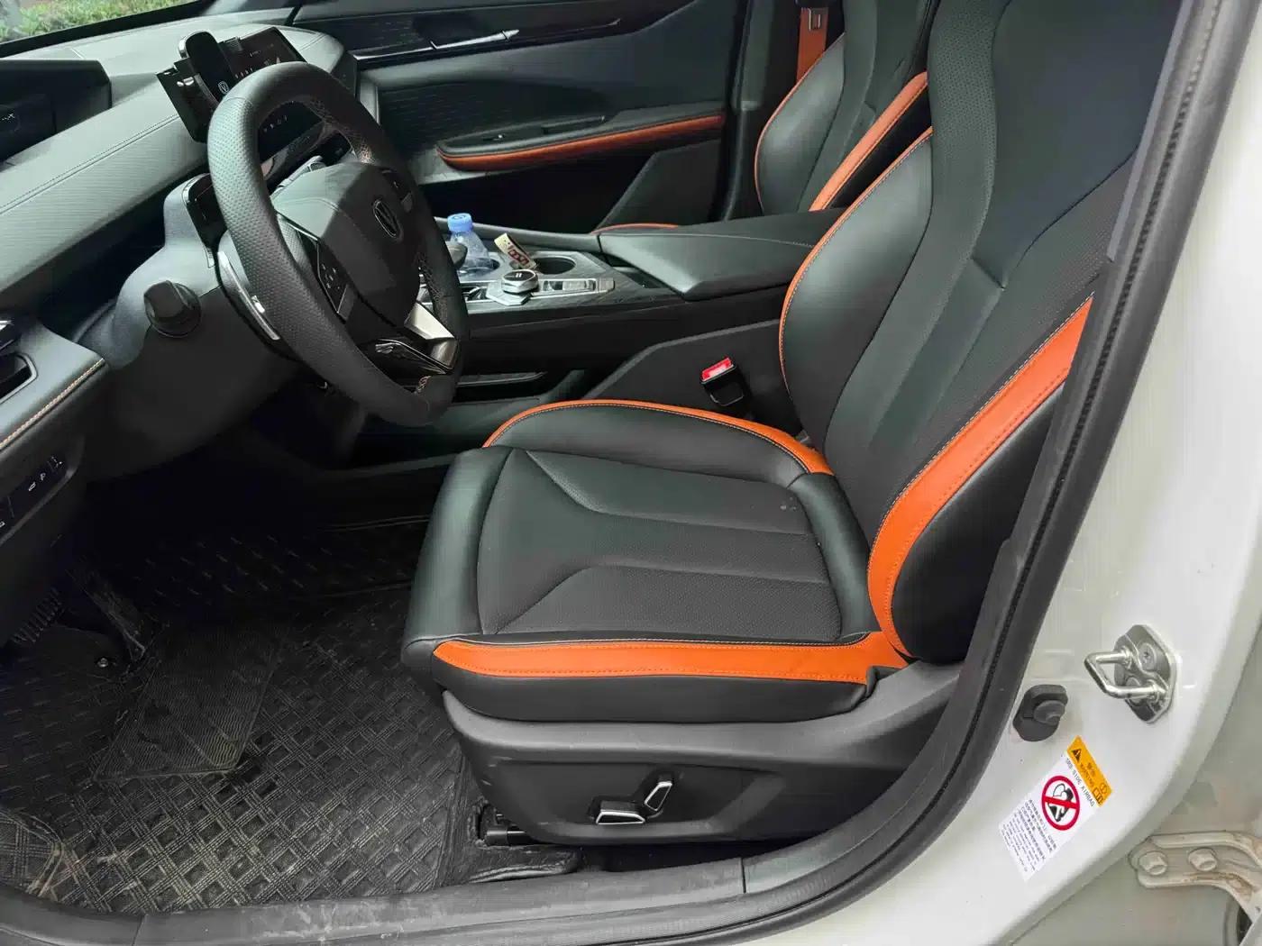 Changan UNI-V 2023 1.5T Premium Edition — миниатюра 5