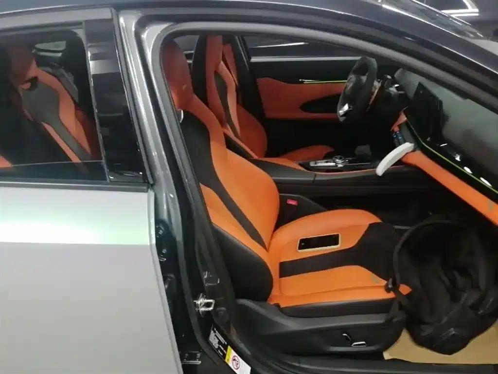Changan UNI-V 2024 2.0T Classic Sport — миниатюра 25