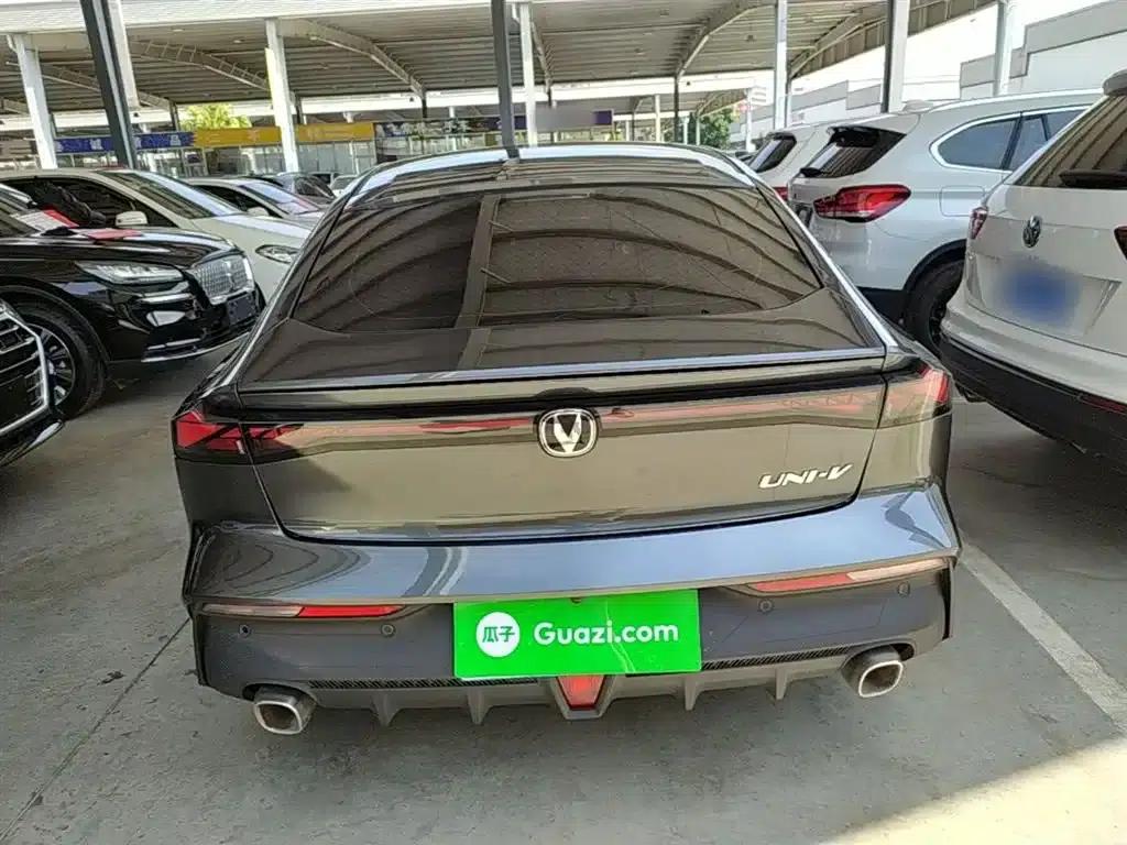 Changan UNI-V 2023 1.5T Premium Edition — миниатюра 6