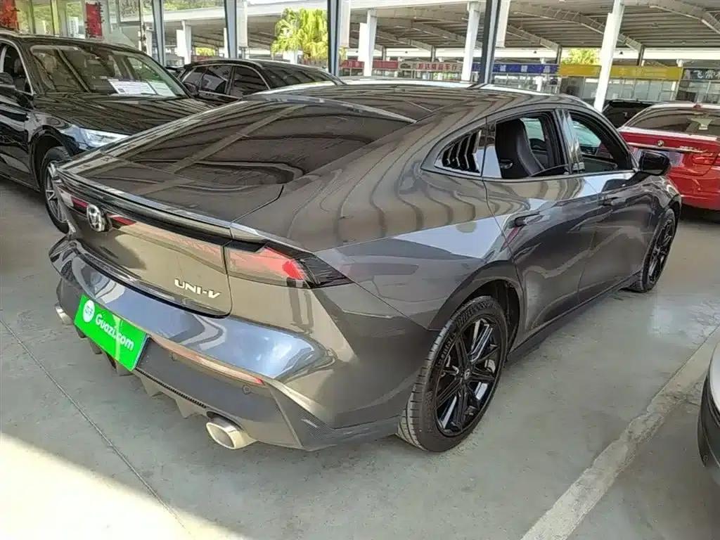 Changan UNI-V 2023 1.5T Premium Edition — миниатюра 7