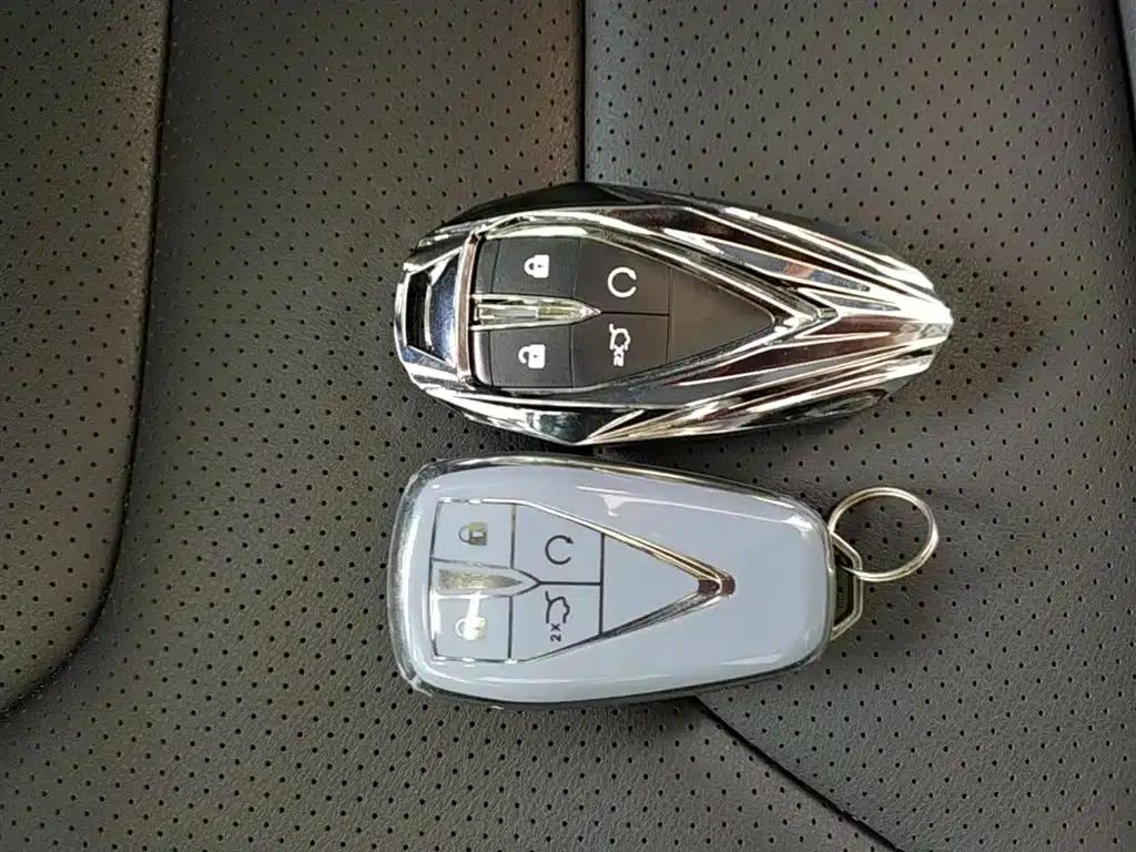 Changan UNI-V 2023 1.5T Premium Edition — миниатюра 9