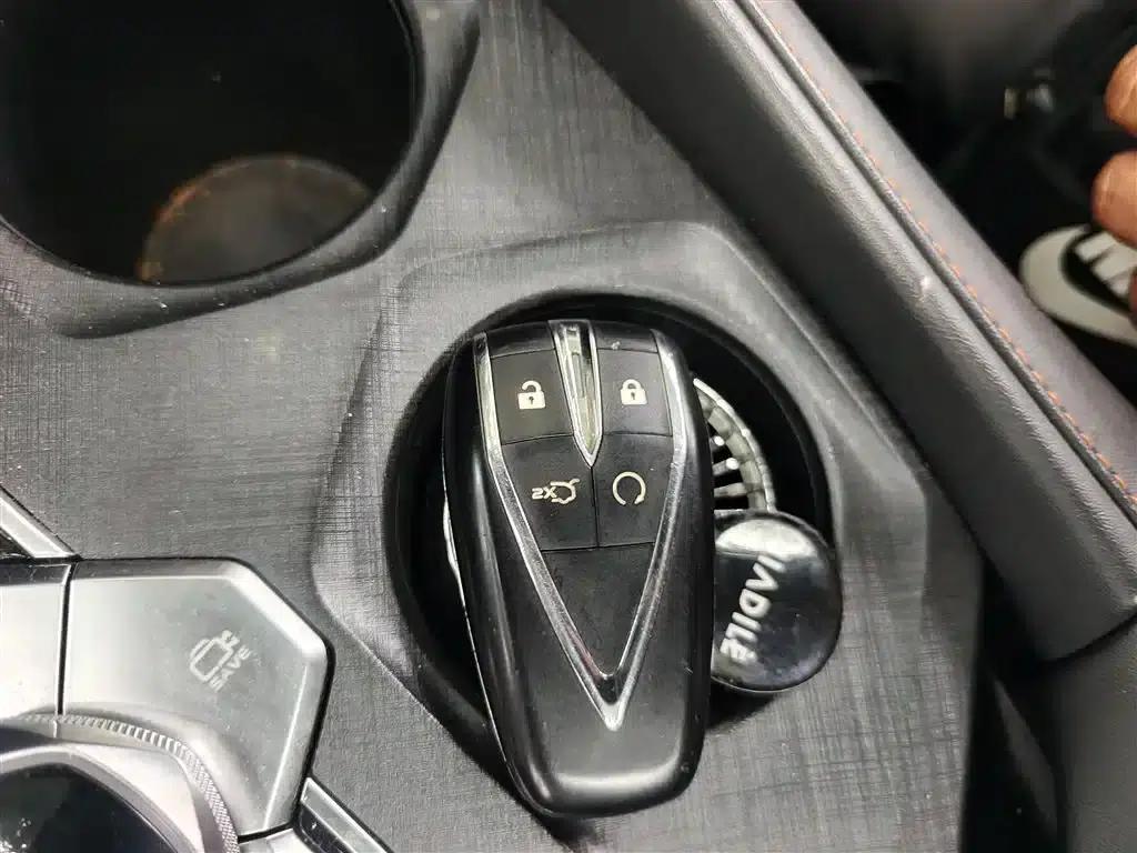 Changan UNI-V 2023 1.5T Premium Edition — миниатюра 12