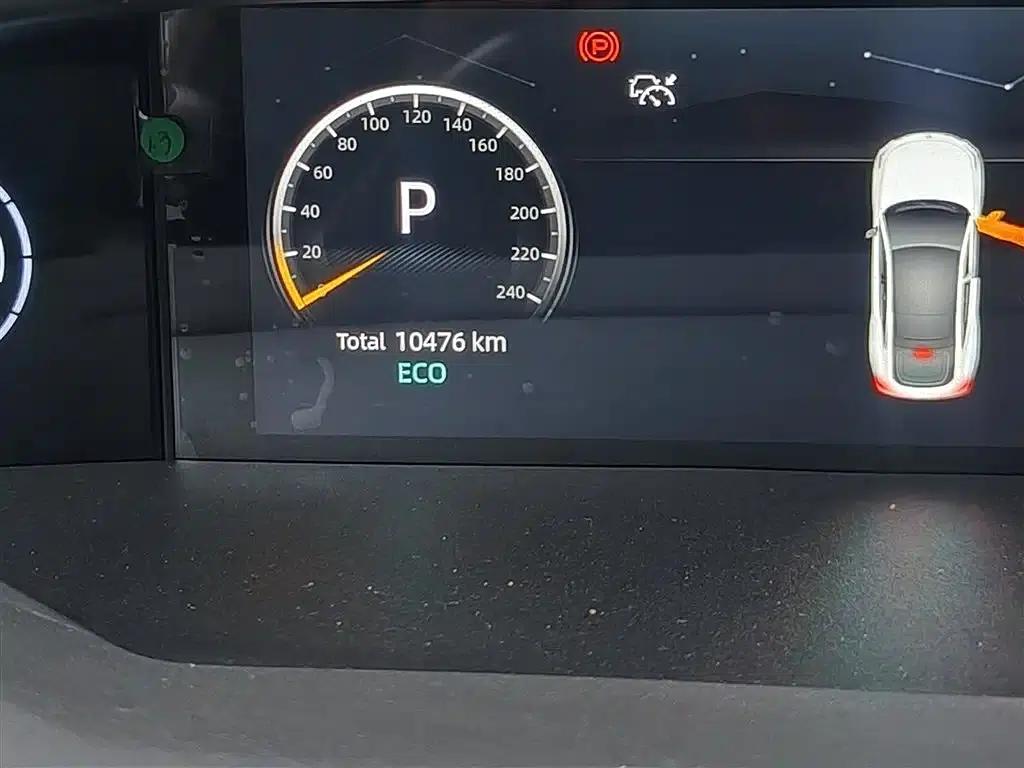 Changan UNI-V 2023 1.5T Premium Edition — миниатюра 5