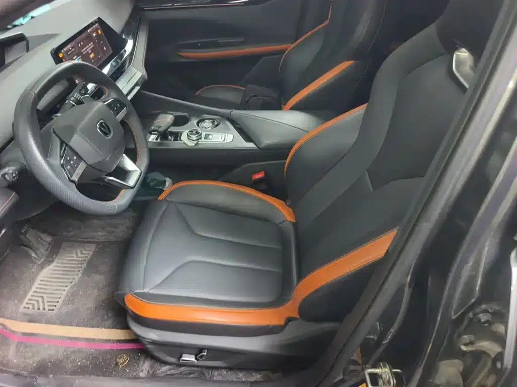 Changan UNI-V 2023 1.5T Premium Edition — миниатюра 8
