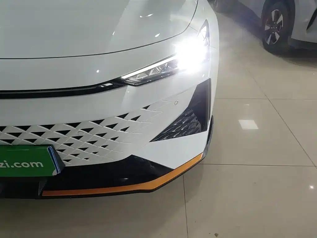Changan UNI-V 2024 1.5T Premium Sport — миниатюра 24