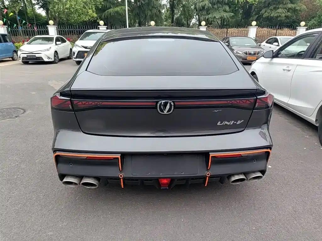 Changan UNI-V 2022 1.5T Sport Edition — миниатюра 6