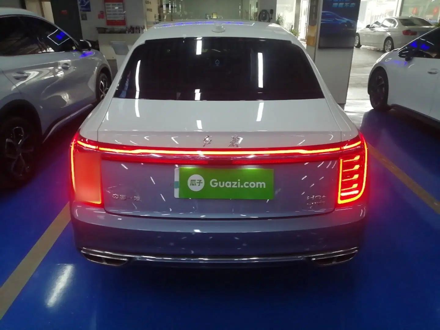 Hongqi H9 2022 3.0T H9+ Premium Custom Edition — миниатюра 3