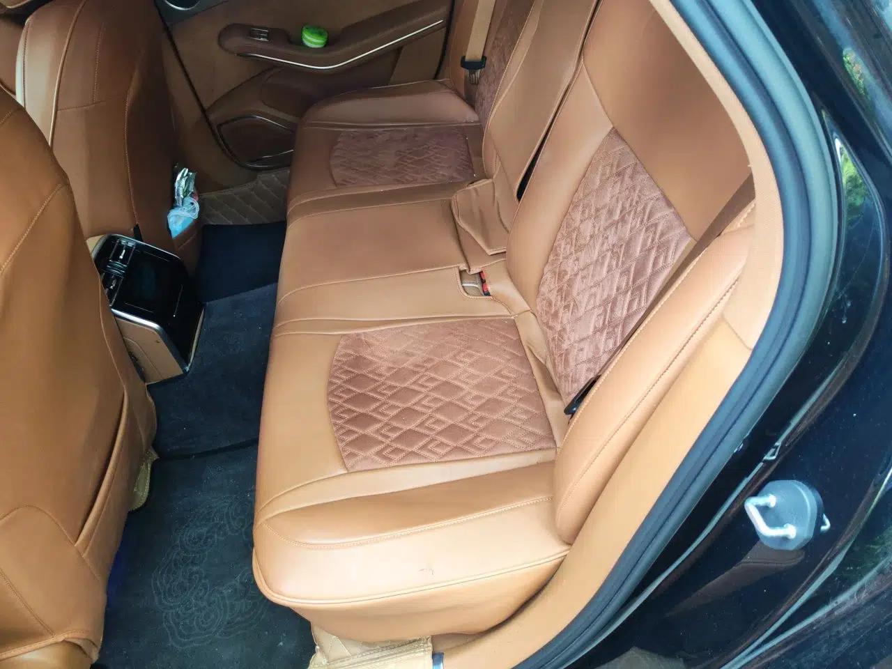 Hongqi H9 2022 2.0T Smart Connect Flagship Edition — миниатюра 18