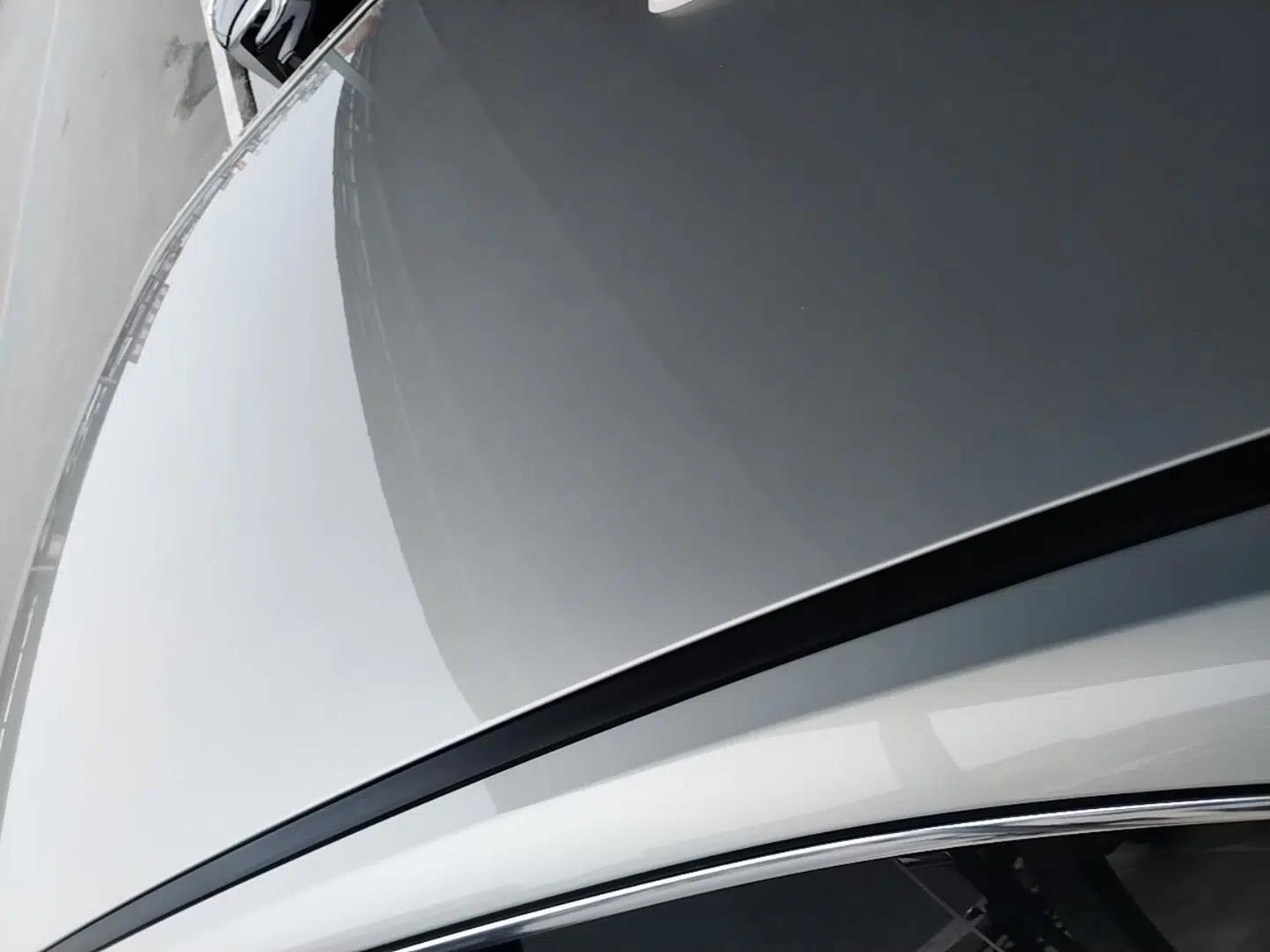Hongqi E-QM5 2022 431 km Charge & Enjoy Edition — миниатюра 11