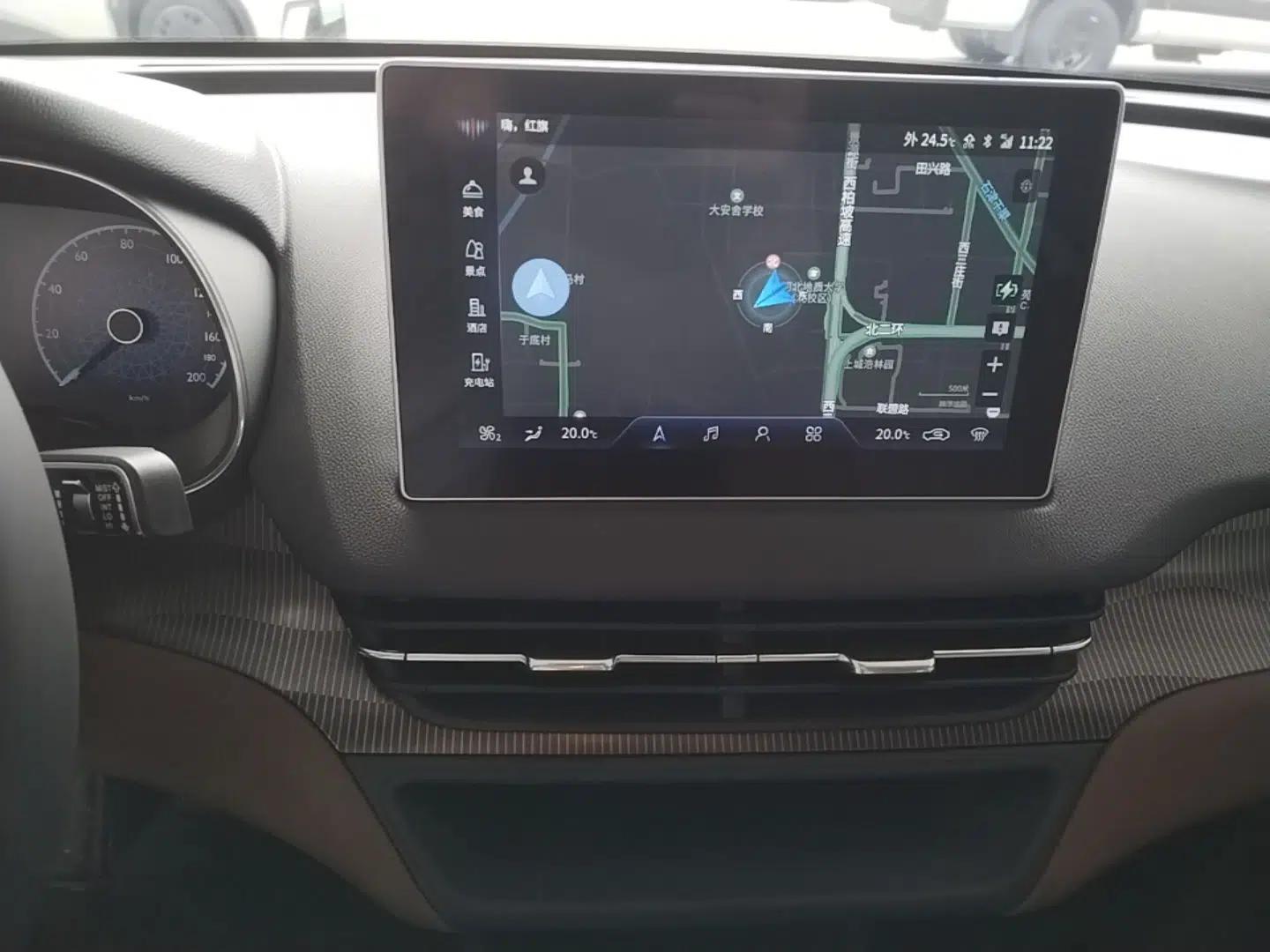 Hongqi E-QM5 2022 431 km Charge & Enjoy Edition — миниатюра 16