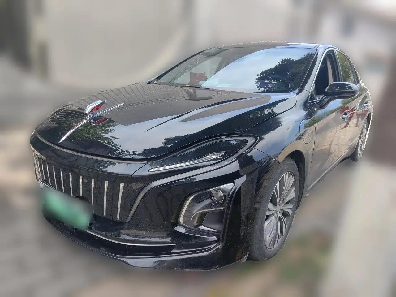 Hongqi E-QM5 2023 620km PLUS — миниатюра 1