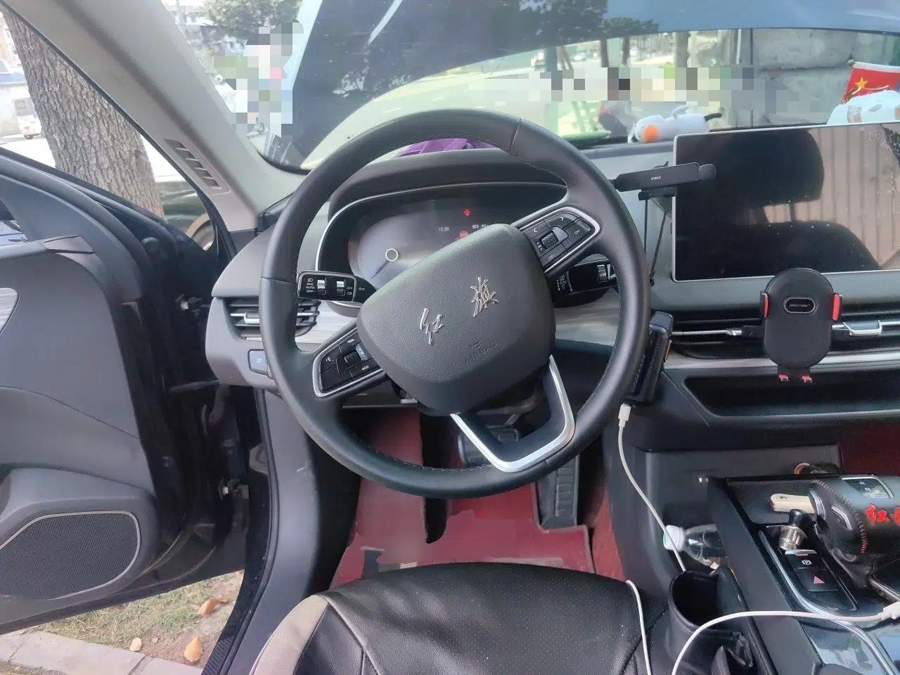 Hongqi E-QM5 2023 620km PLUS — миниатюра 11