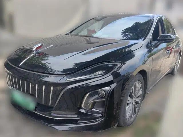 Hongqi E-QM5 2023 620km PLUS