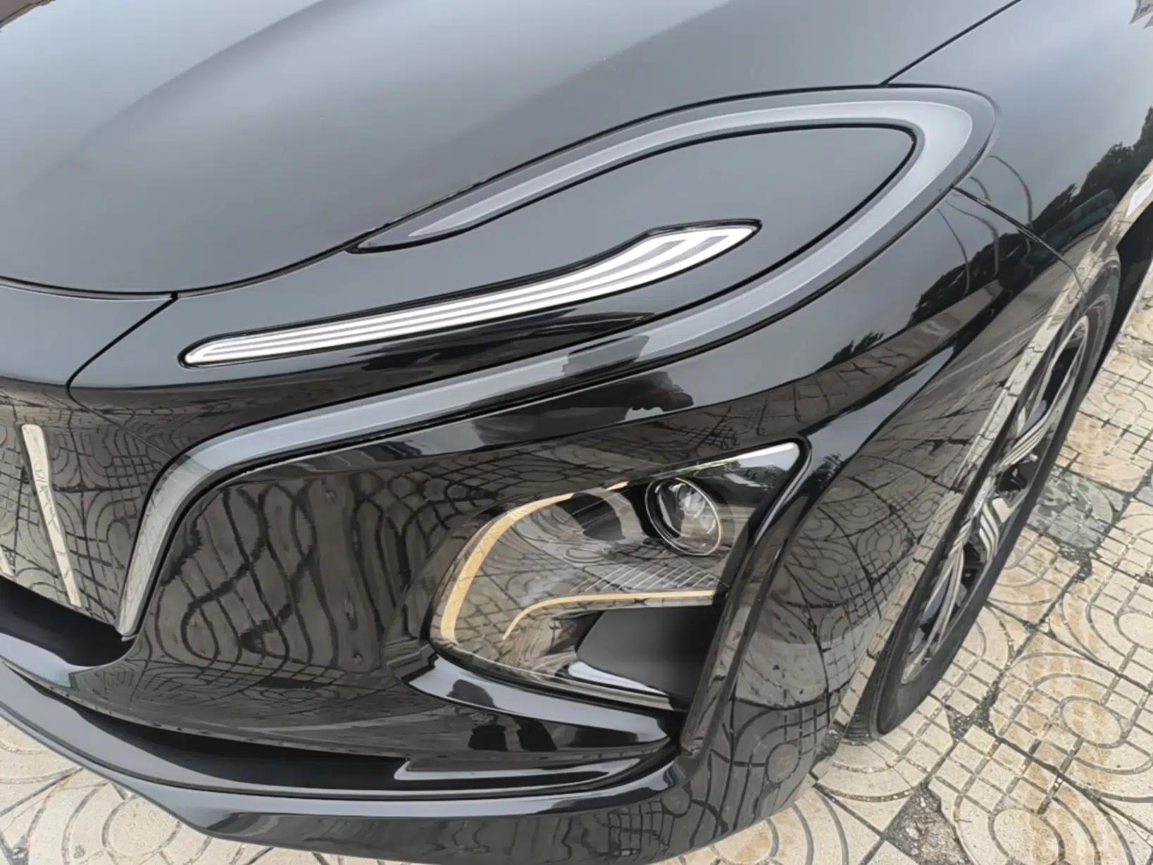 Hongqi E-QM5 2023 Base Travel Edition — миниатюра 9