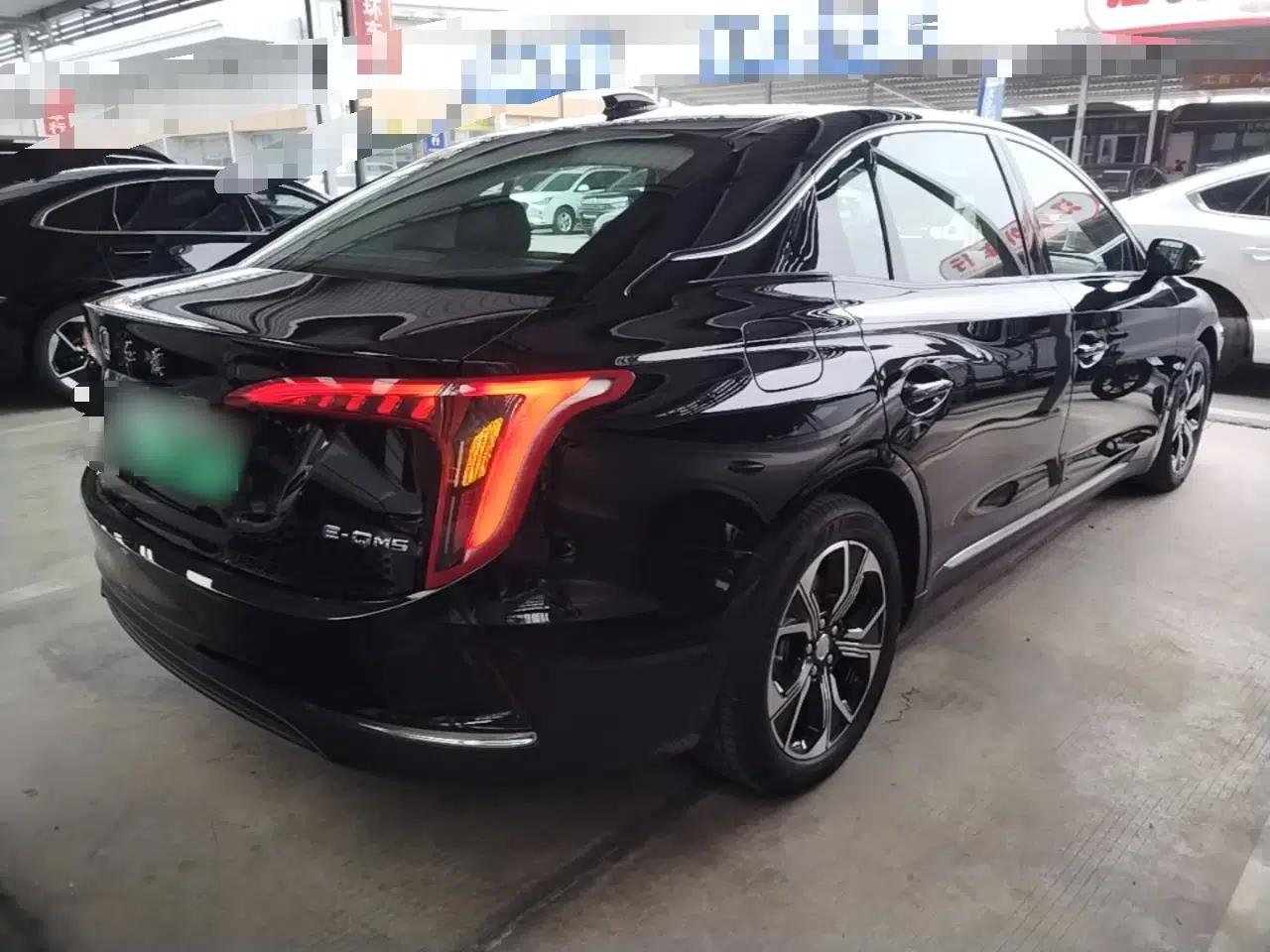 Hongqi E-QM5 2023 Revised Version Basic Travel Edition — миниатюра 6