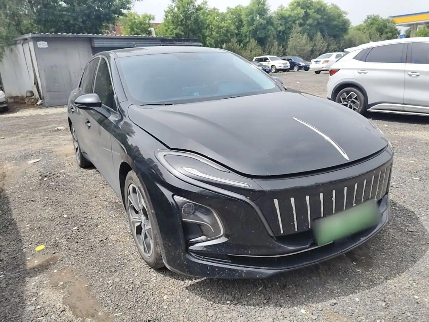 Hongqi E-QM5 2023 Revised Version Basic Travel Edition — миниатюра 3