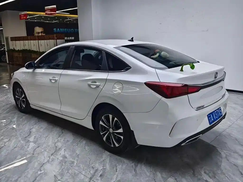 Changan Eado 2021 PLUS 1.6L GDI CVT Luxury — миниатюра 9