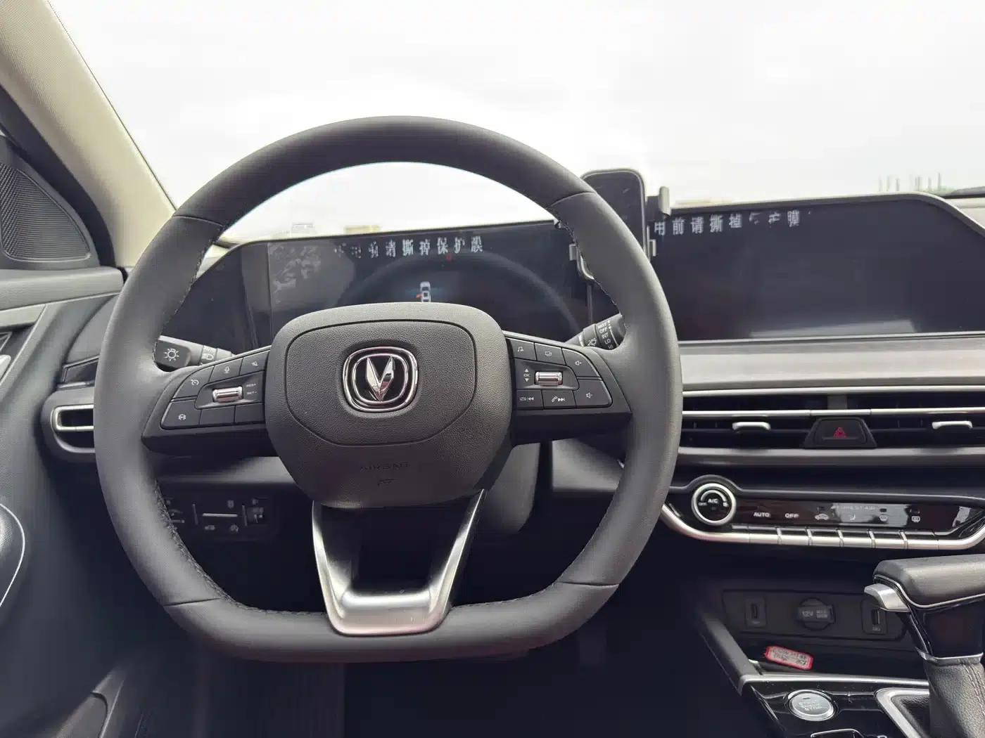 Changan Eado 2021 PLUS Blue Whale NE 1.4T GDI DCT Flagship Edition — миниатюра 8