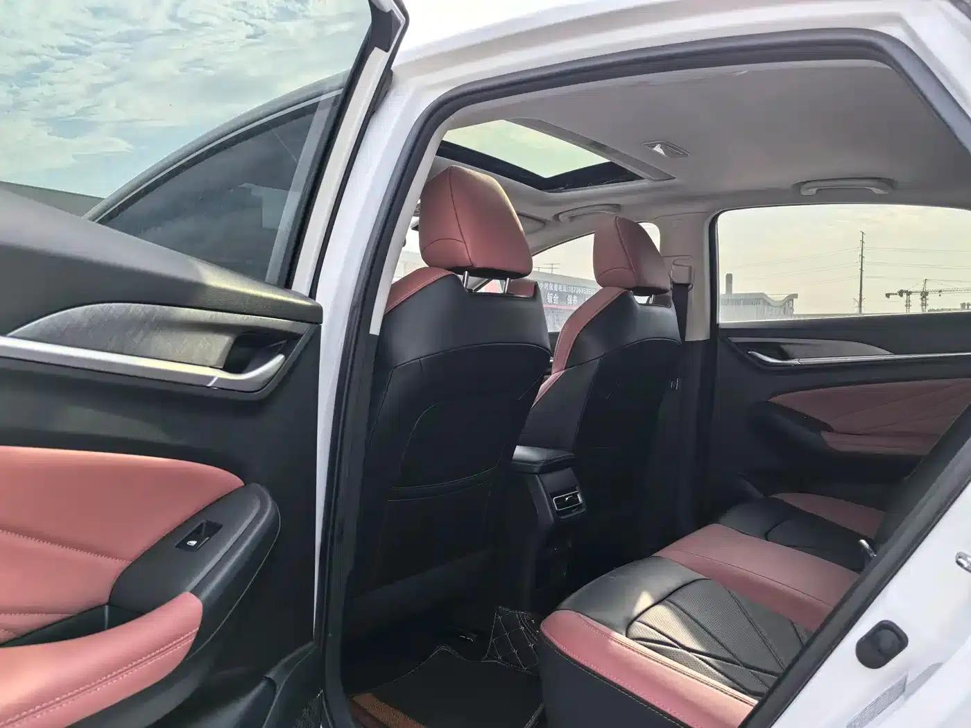 Changan Eado 2024 PLUS Blue Whale NE 1.4T GDI DCT High-Performance Edition — миниатюра 15