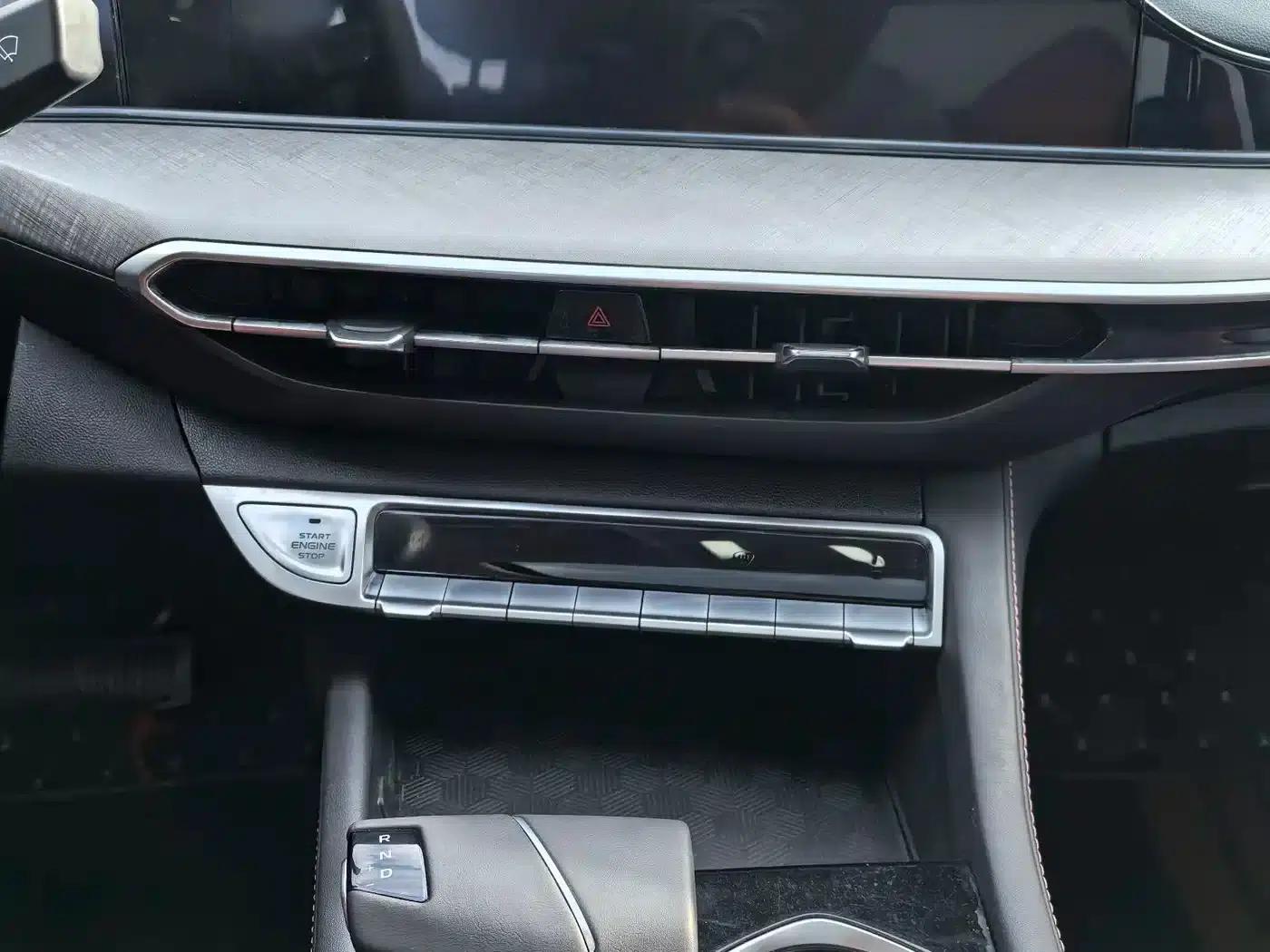 Changan Eado 2024 PLUS Blue Whale NE 1.4T GDI DCT High-Performance Edition — миниатюра 16