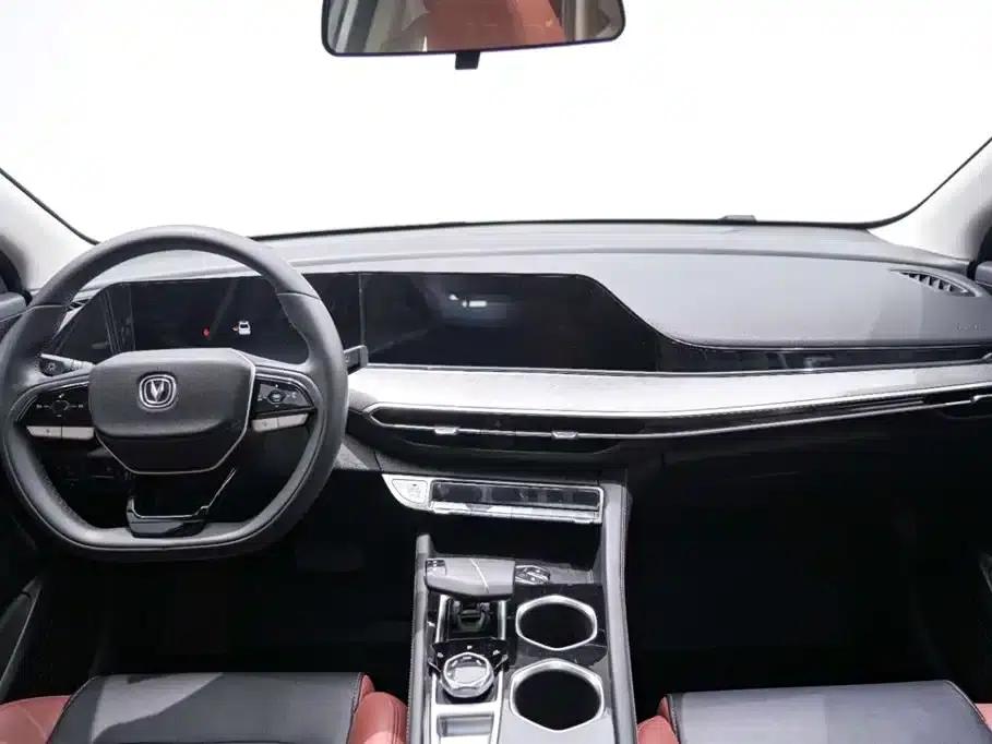 Changan Eado 2023 Enjoy Edition PLUS Blue Whale NE 1.4T GDI DCT Premium Edition — миниатюра 13