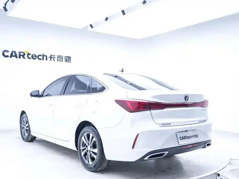 Changan Eado 2023 Enjoy Edition PLUS Blue Whale NE 1.4T GDI DCT Premium Edition — миниатюра 6