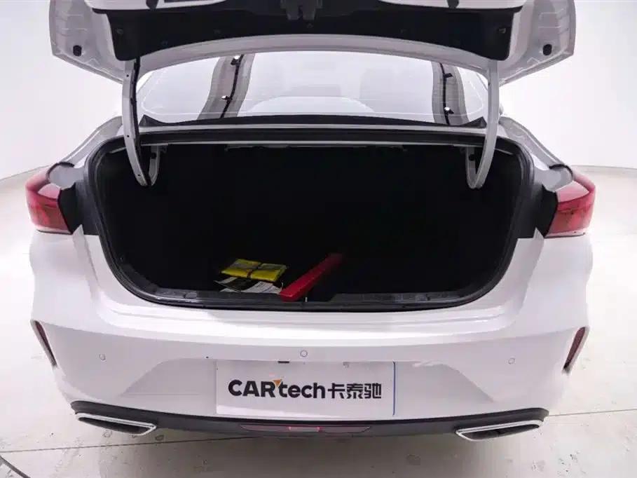 Changan Eado 2023 Enjoy Edition PLUS Blue Whale NE 1.4T GDI DCT Premium Edition — миниатюра 8