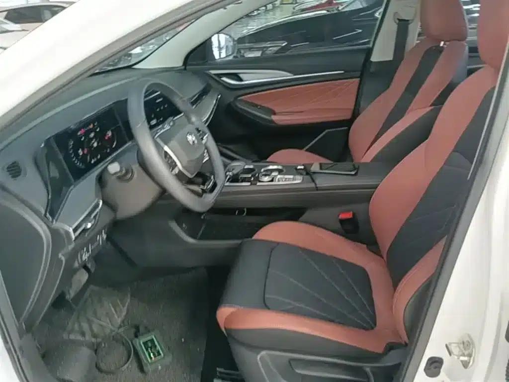 Changan Eado 2023 Enjoy Edition PLUS Blue Whale NE 1.4T GDI DCT Premium Edition — миниатюра 15