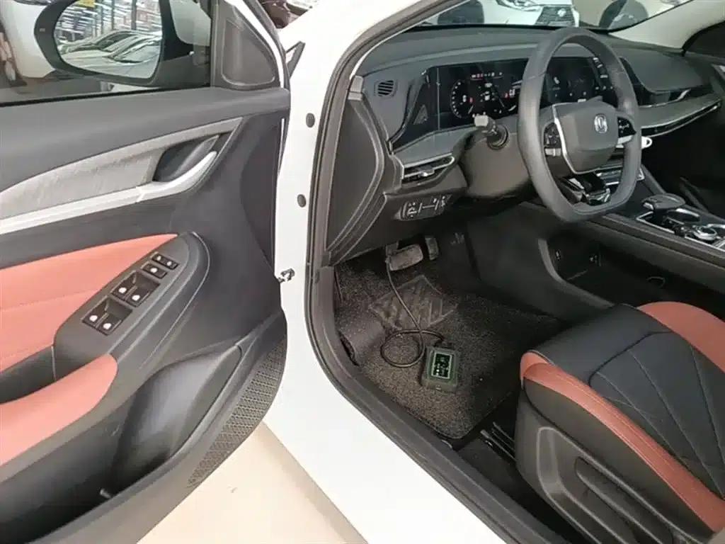 Changan Eado 2023 Enjoy Edition PLUS Blue Whale NE 1.4T GDI DCT Premium Edition — миниатюра 16