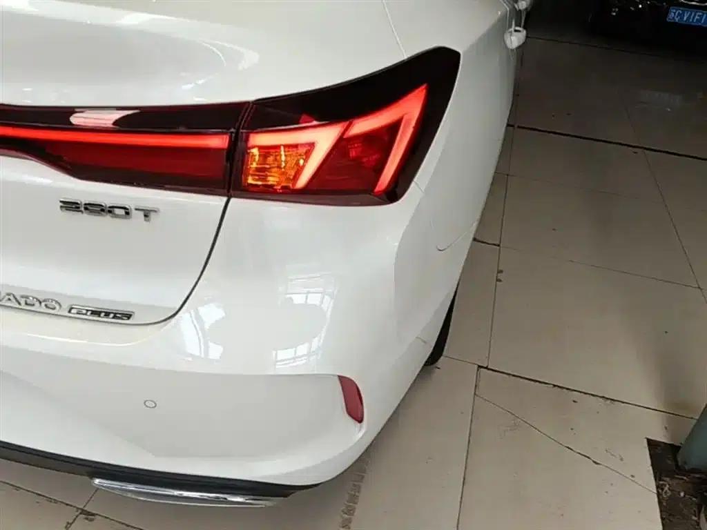 Changan Eado 2023 Enjoy Edition PLUS Blue Whale NE 1.4T GDI DCT Premium Edition — миниатюра 8
