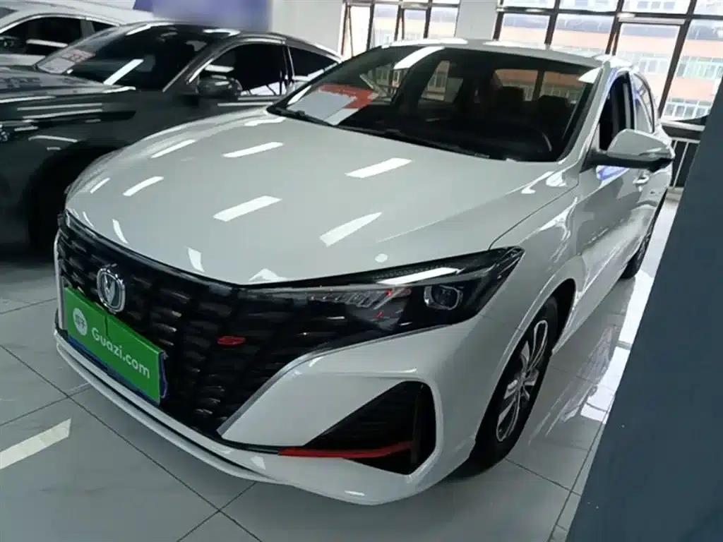 Changan Eado 2023 Enjoy Edition PLUS Blue Whale NE 1.4T GDI DCT Premium Edition — миниатюра 2