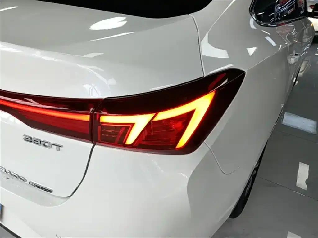 Changan Eado 2023 Enjoy Edition PLUS Blue Whale NE 1.4T GDI DCT Premium Edition — миниатюра 8
