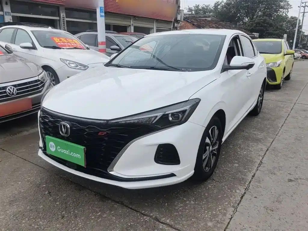 Changan Eado 2021 PLUS Blue Whale NE 1.4T GDI DCT Premium Edition — миниатюра 2