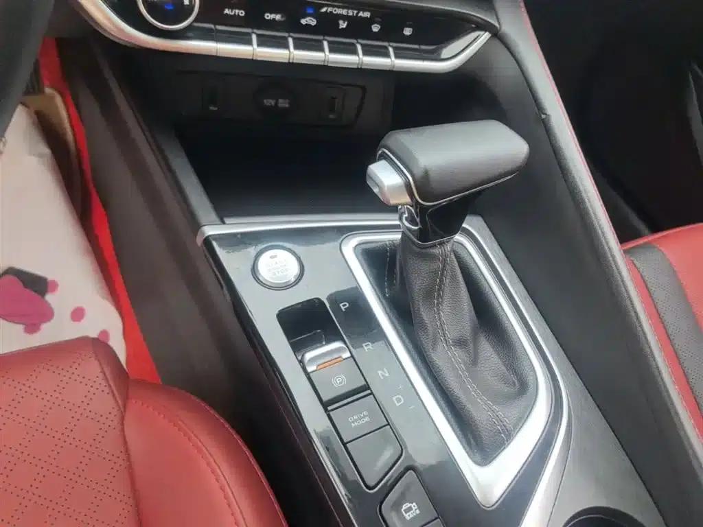 Changan Eado 2021 PLUS Blue Whale NE 1.4T GDI DCT Premium Edition — миниатюра 14