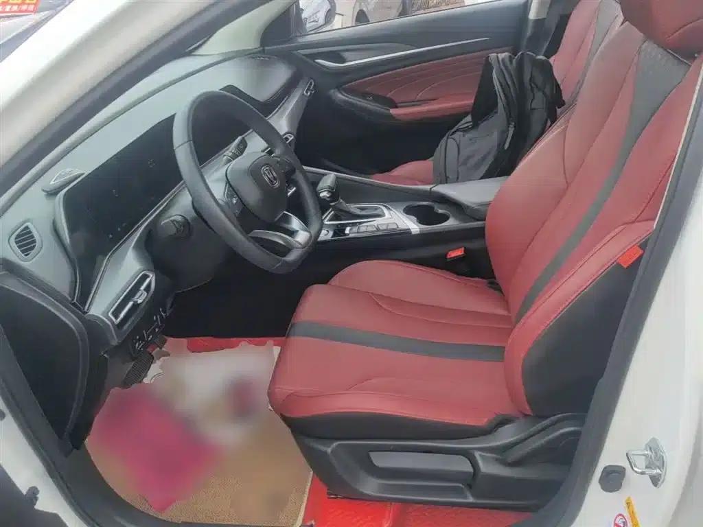 Changan Eado 2021 PLUS Blue Whale NE 1.4T GDI DCT Premium Edition — миниатюра 15