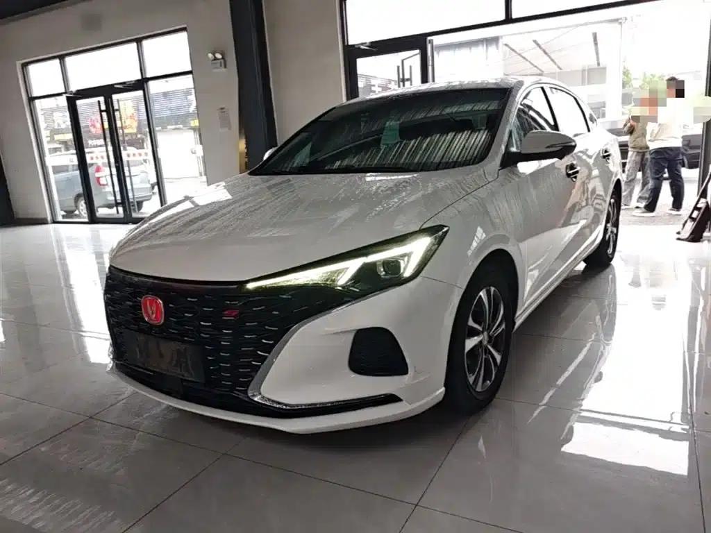 Changan Eado 2021 PLUS Blue Whale NE 1.4T GDI DCT Premium Edition — миниатюра 2