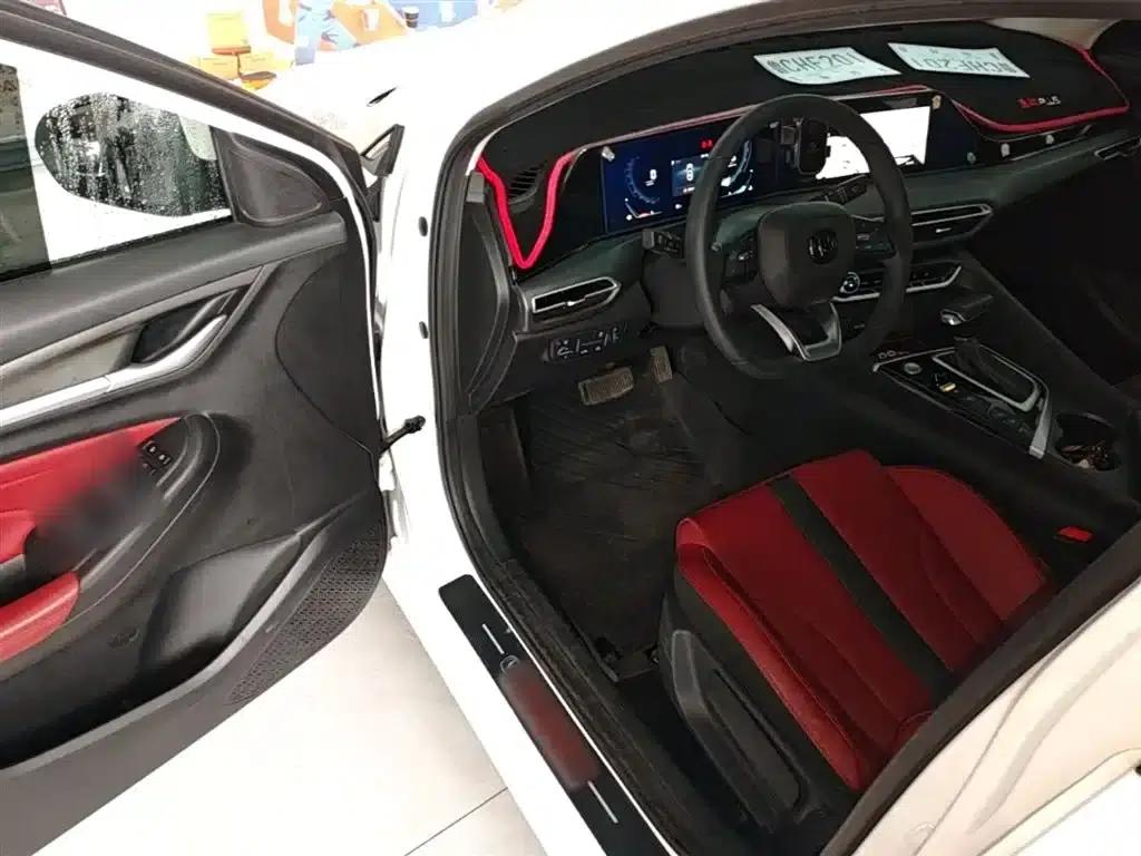 Changan Eado 2021 PLUS Blue Whale NE 1.4T GDI DCT Premium Edition — миниатюра 16
